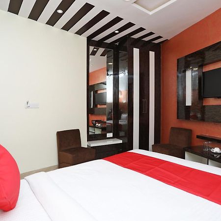 Hotel O Abi Inn Hotel Near Dhakuria Manipal Hospital Kolkata Exterior photo