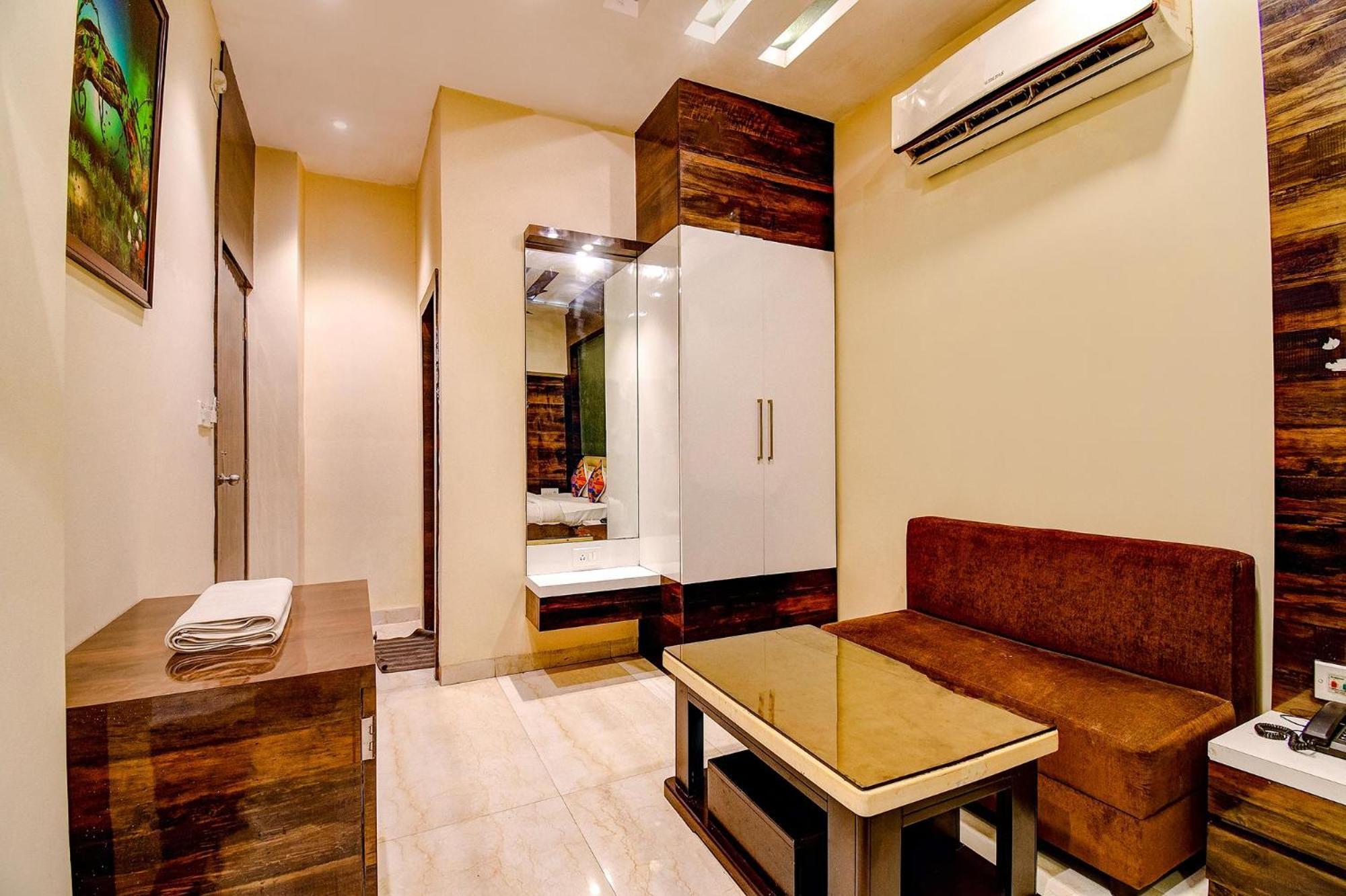 Hotel O Abi Inn Hotel Near Dhakuria Manipal Hospital Kolkata Exterior photo
