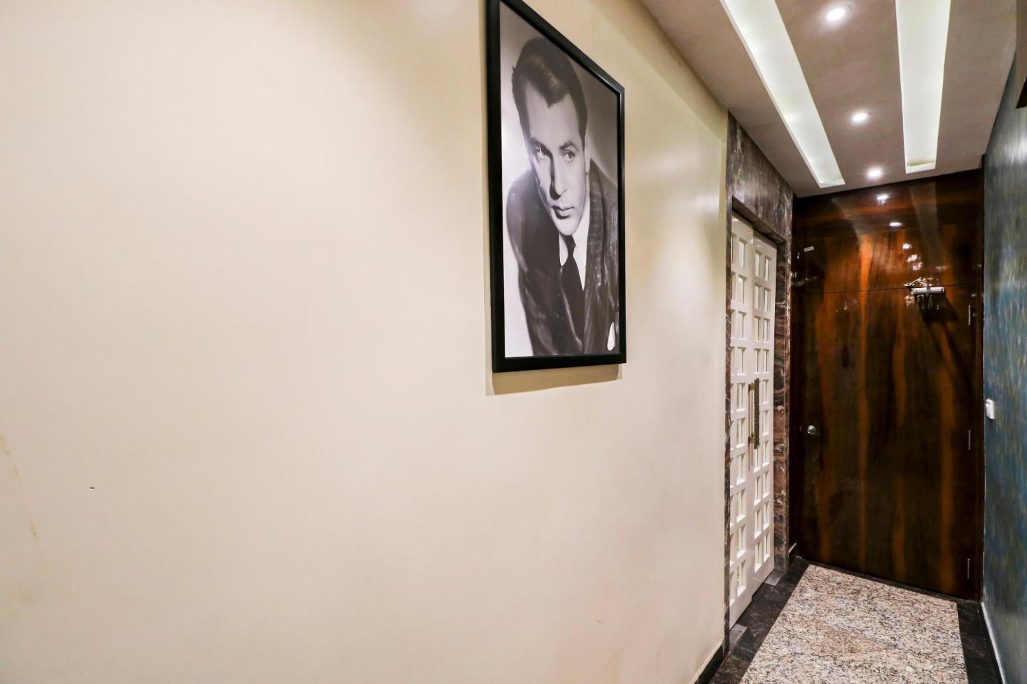 Hotel O Abi Inn Hotel Near Dhakuria Manipal Hospital Kolkata Exterior photo